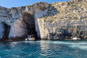 Siracusa: Degustazione di vini in barca con tour e cibo gourmet
