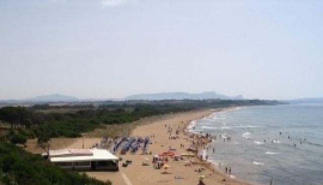 Spiaggia La Pineta