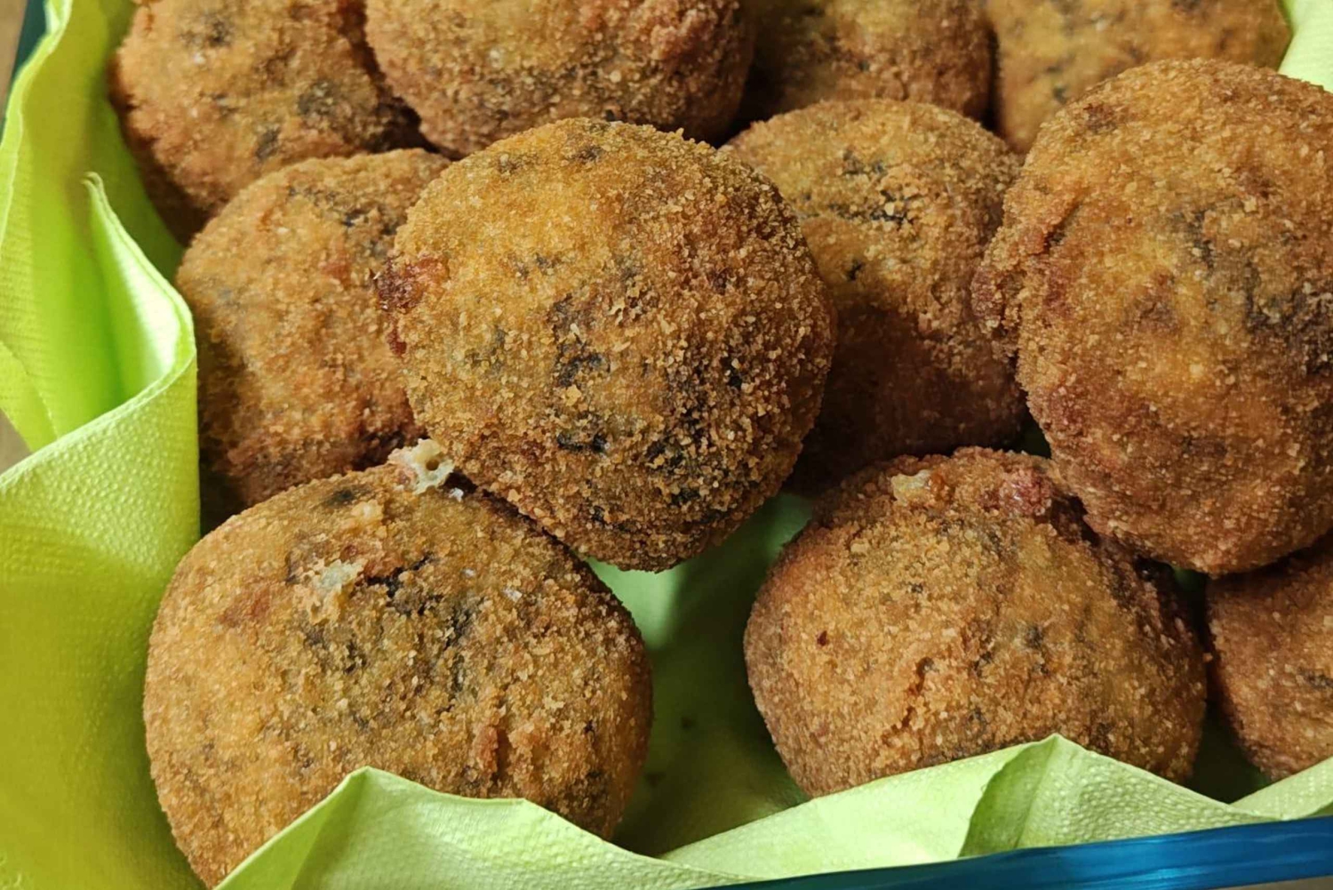 Syrakus: praktisk kurs i å lage arancine med kokk fra Palermo