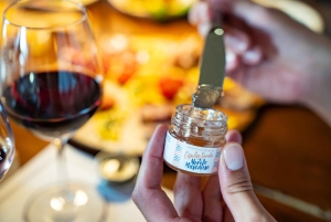 Таормина: тур на закат на Этну с посещением пещеры и дегустацией