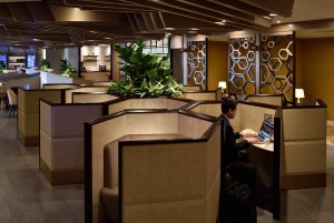 Singapore: Changi Airport Premium Lounge Entry