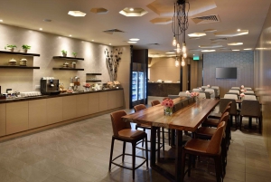 Singapore: Changi Airport Premium Lounge Entry