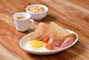 Singapore: Changi Airport Premium Lounge Entry