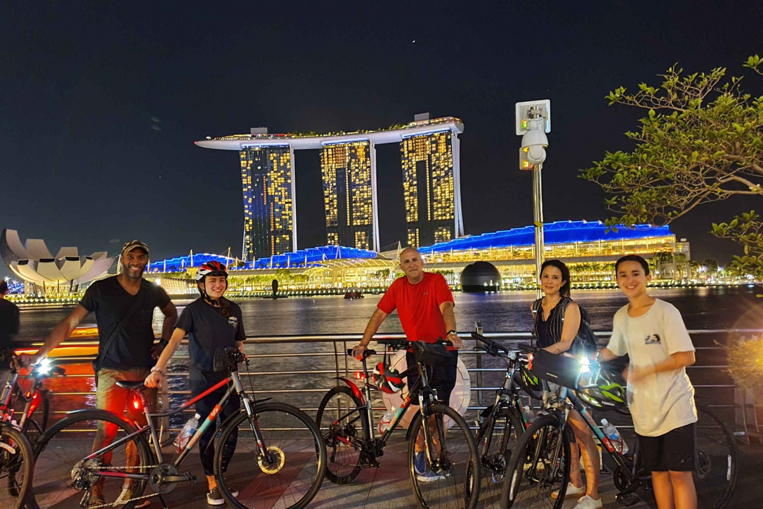 Singapore: Marina Bay Night Tour by Bicycle