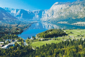 From Ljubljana: Lake Bled and Lake Bohinj trip