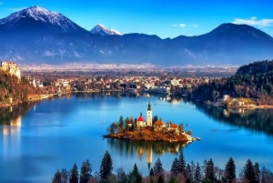From Ljubljana: Trip to Lake Bled and Bled Castle