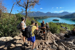 Ljubljana: excursão de um dia à cachoeira de Bled, Kranjska Gora e Peričnik
