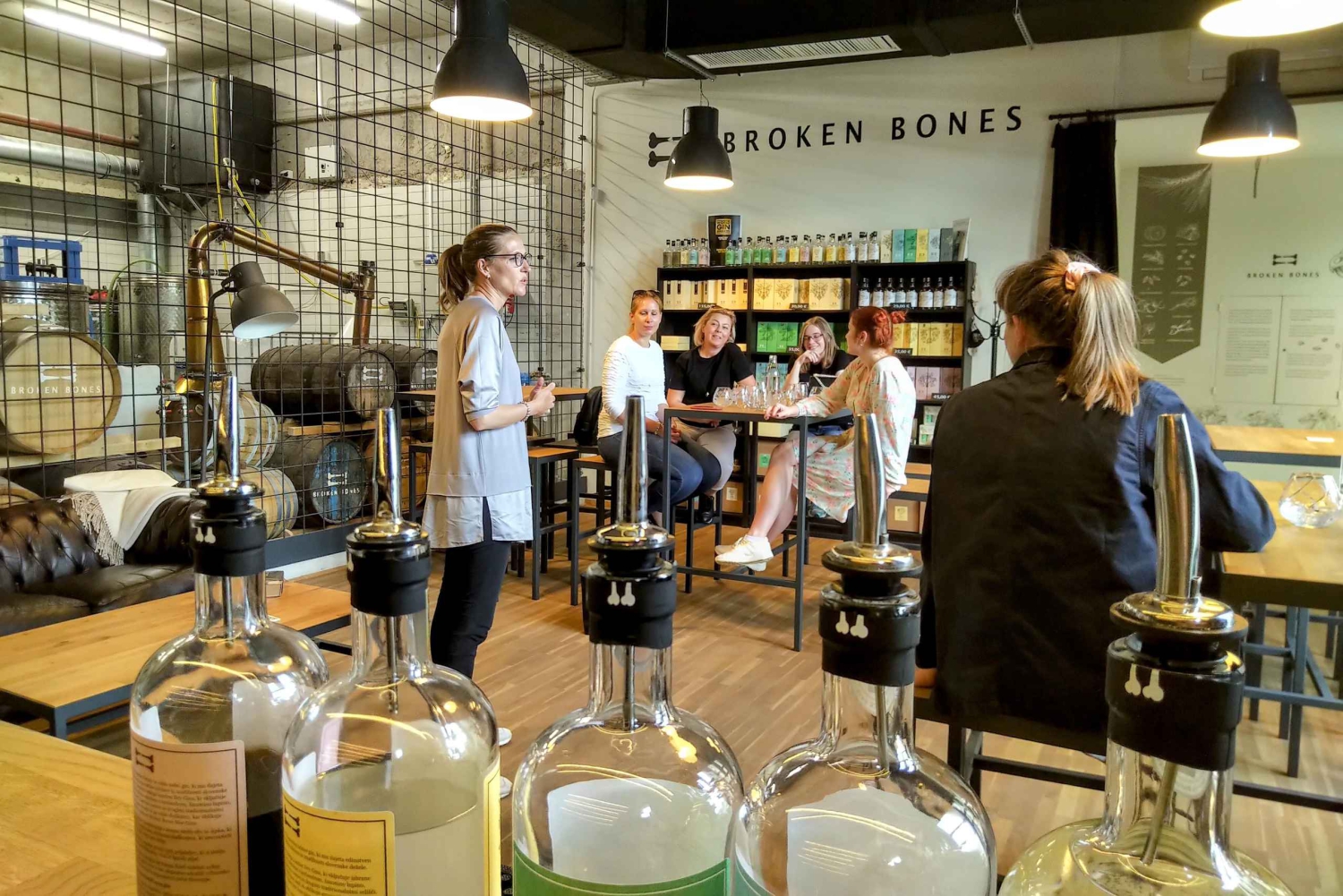 Lubiana: degustazione guidata alla distilleria Broken Bones