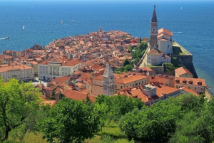 From Ljubljana: Škocjan UNESCO Caves and Piran Full-Day Trip