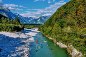 Fiume Soča: Avventura in kayak per tutti i livelli con foto