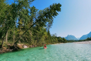 Fiume Soča: Avventura in kayak per tutti i livelli con foto