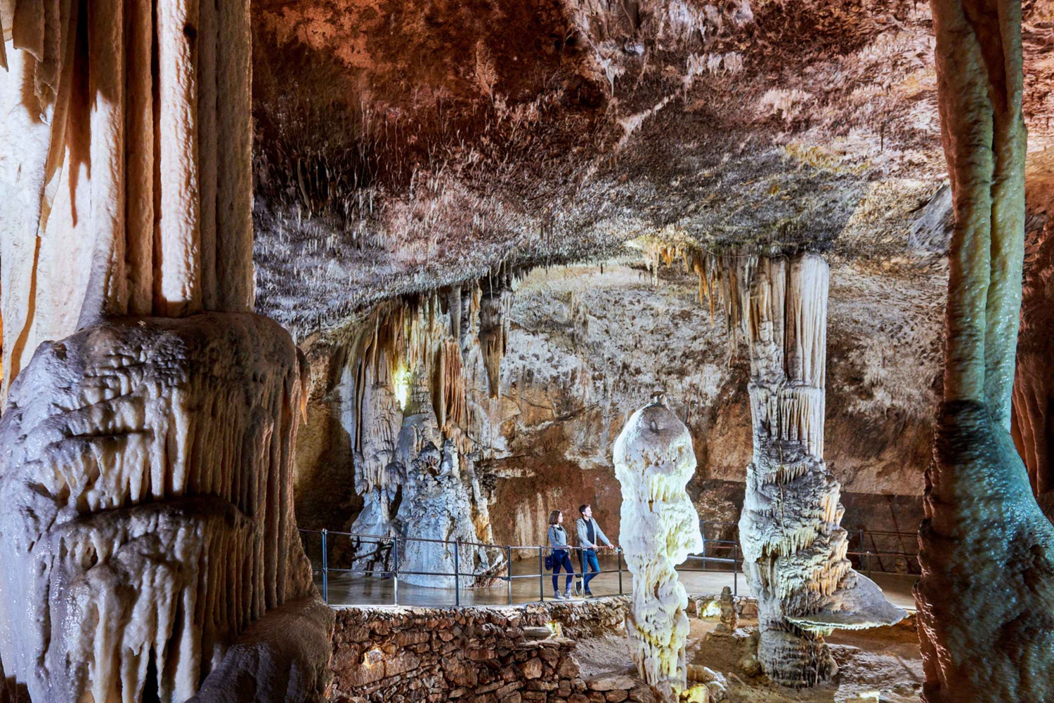 Zagabria: Gita di un giorno Grotte di Postumia, Castello di Predjama e Lubiana