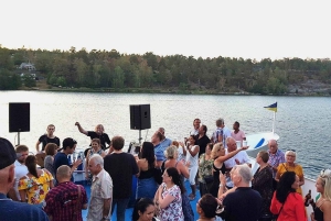 Стокгольм: круиз с неограниченным количеством креветок/тако и живой музыкой