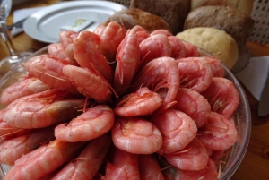 Стокгольм: круиз с неограниченным количеством креветок/тако и живой музыкой