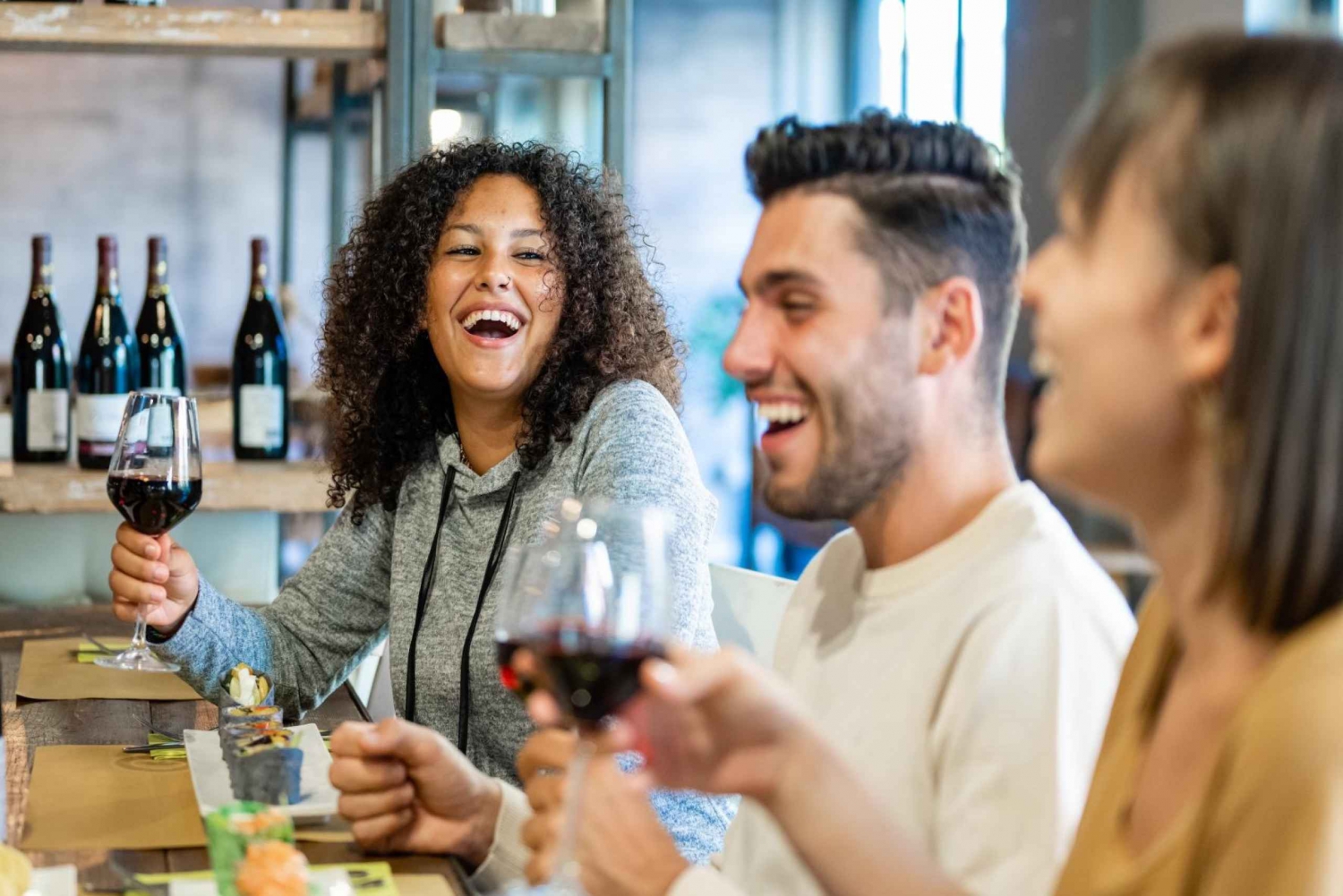 ストックホルム ガムラスタンでのスウェーデン ワイン テイスティング ツアー