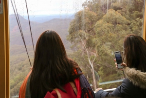 From Sydney: Blue Mountains Full-Day Trip with Cruise