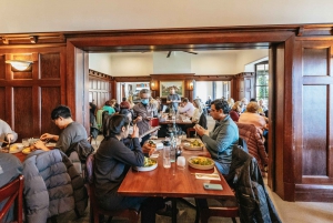 From Sydney: Blue Mountains Guide Tour, Scenic World & Lunch