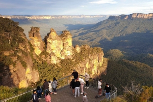 Katoomba: Blue Mountains Hop-On Hop-Off Bus & Scenic World