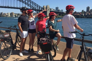 Sydney: Guided Harbour E-Bike Tour