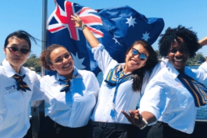 Sydney Harbour: 3-Hour Lunch Cruise with Live Music
