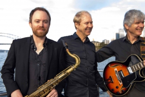 Sydney Harbour: 3-Hour Lunch Cruise with Live Music