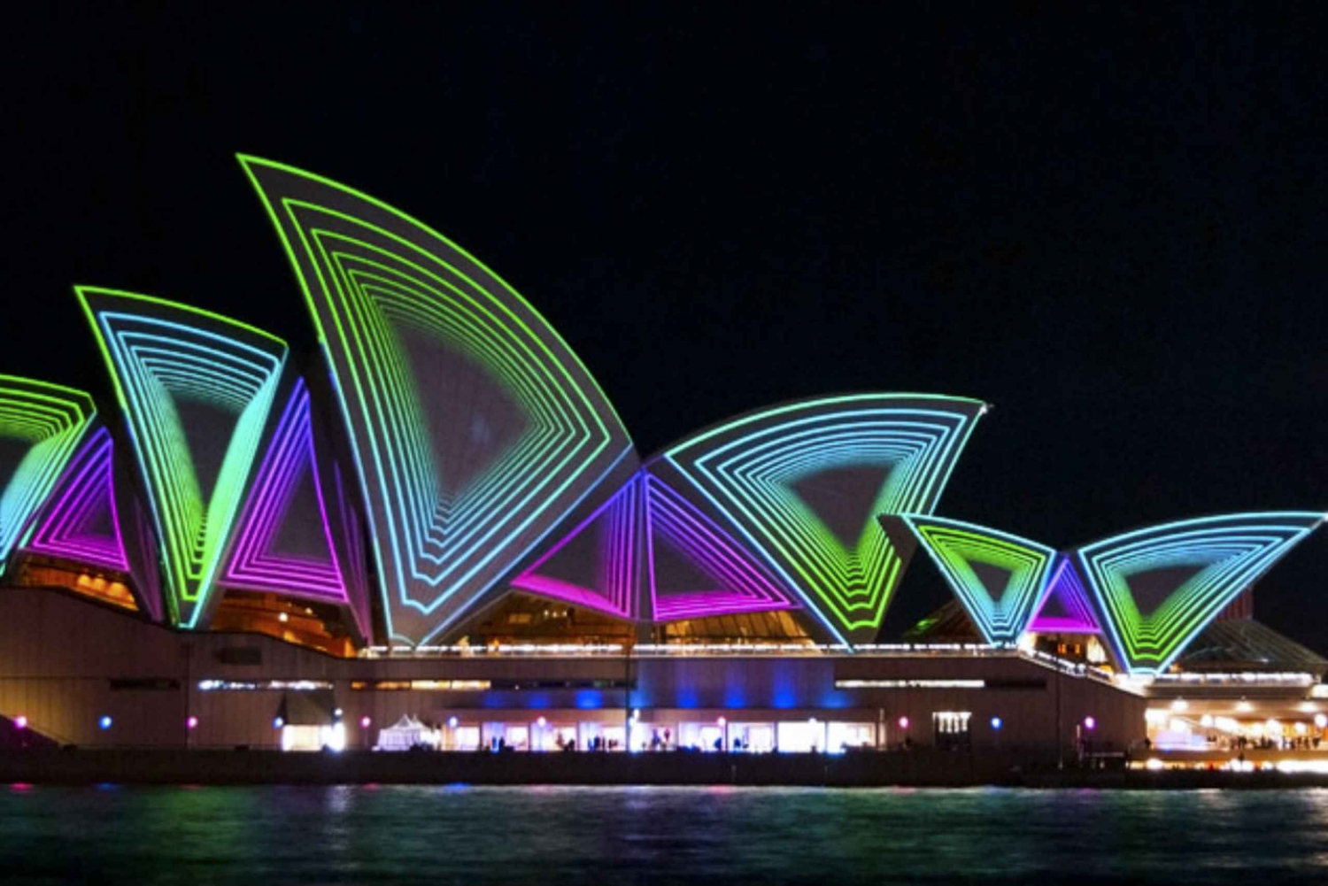 Sydneyn satama: 30 minuutin hidas suihkuveneen elävä risteily