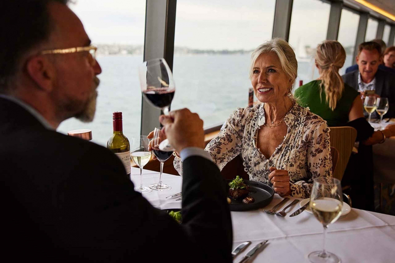Sydney: Harbour Dinner Cruise with 3, 4 or 6-Course Menu