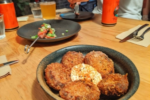 Sydney: Street Art & Multicultural Food Tour