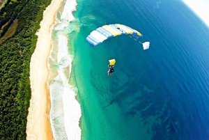 Sydney, Wollongong: 15,000-Foot Tandem Beach Skydive