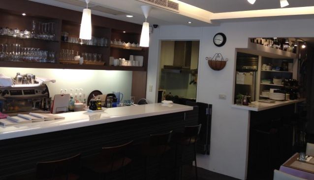 Merlot Cafe & Bistro