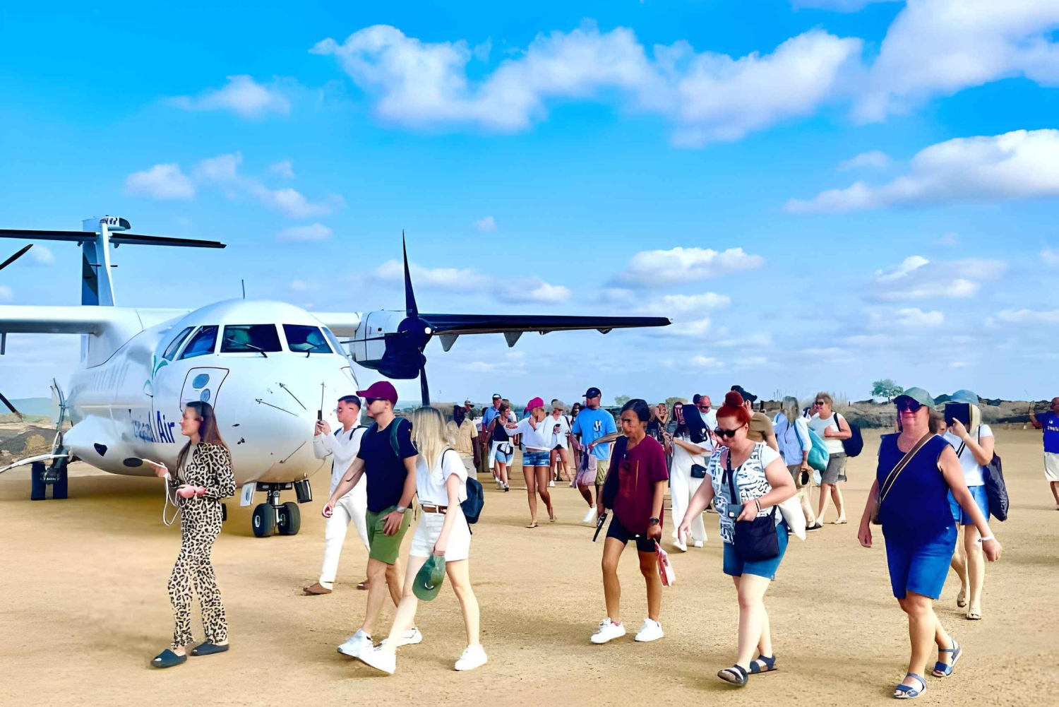 Zanzibar: Salaamin luola – uimahetki kilpikonnien kanssa ja luonnonsuojelukierros