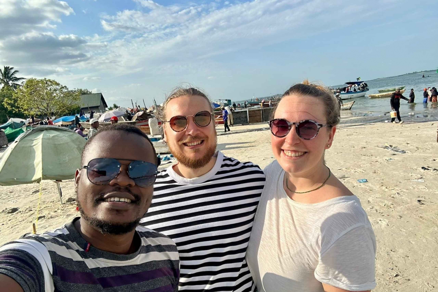 Dar es Salaams bymidte: Byvandring