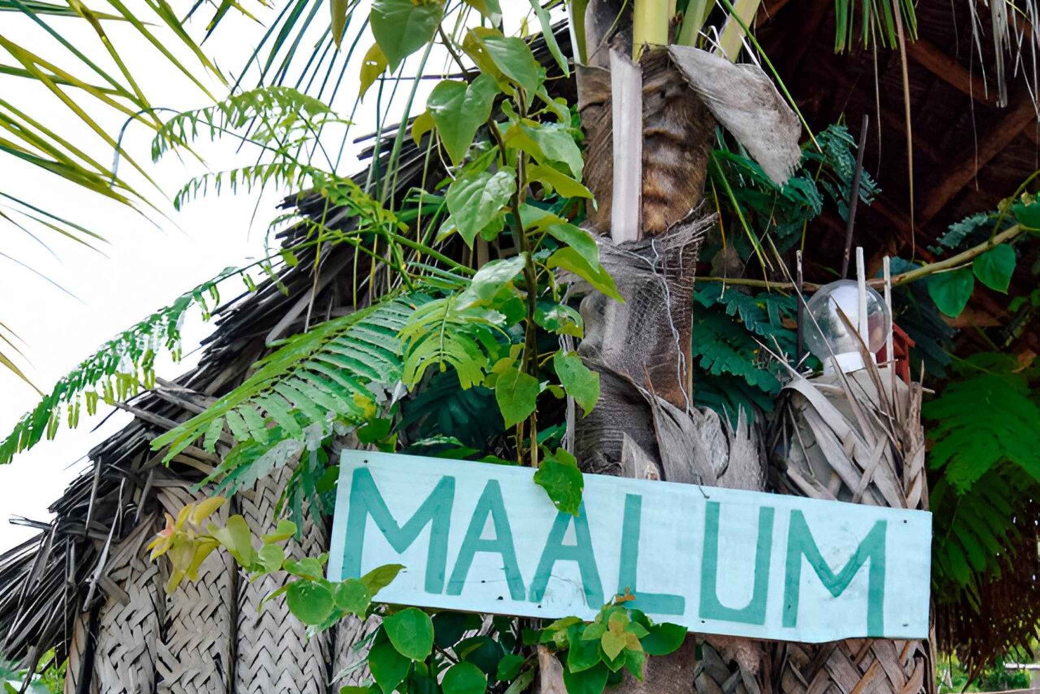 Guidad tur i Maalum-grottan med simning