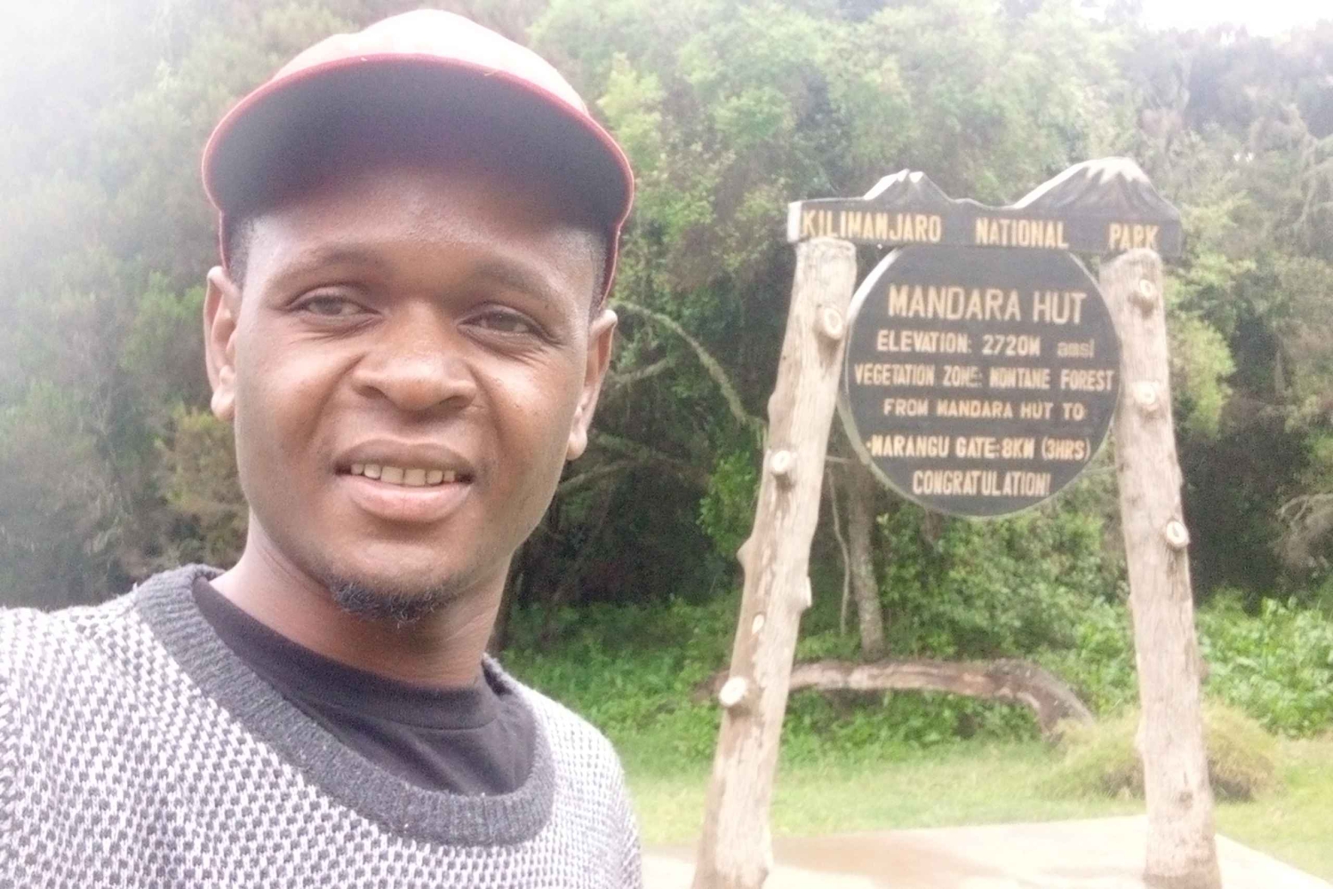 Kilimanjaro-vuoren päiväretki Marangu-reittiä pitkin