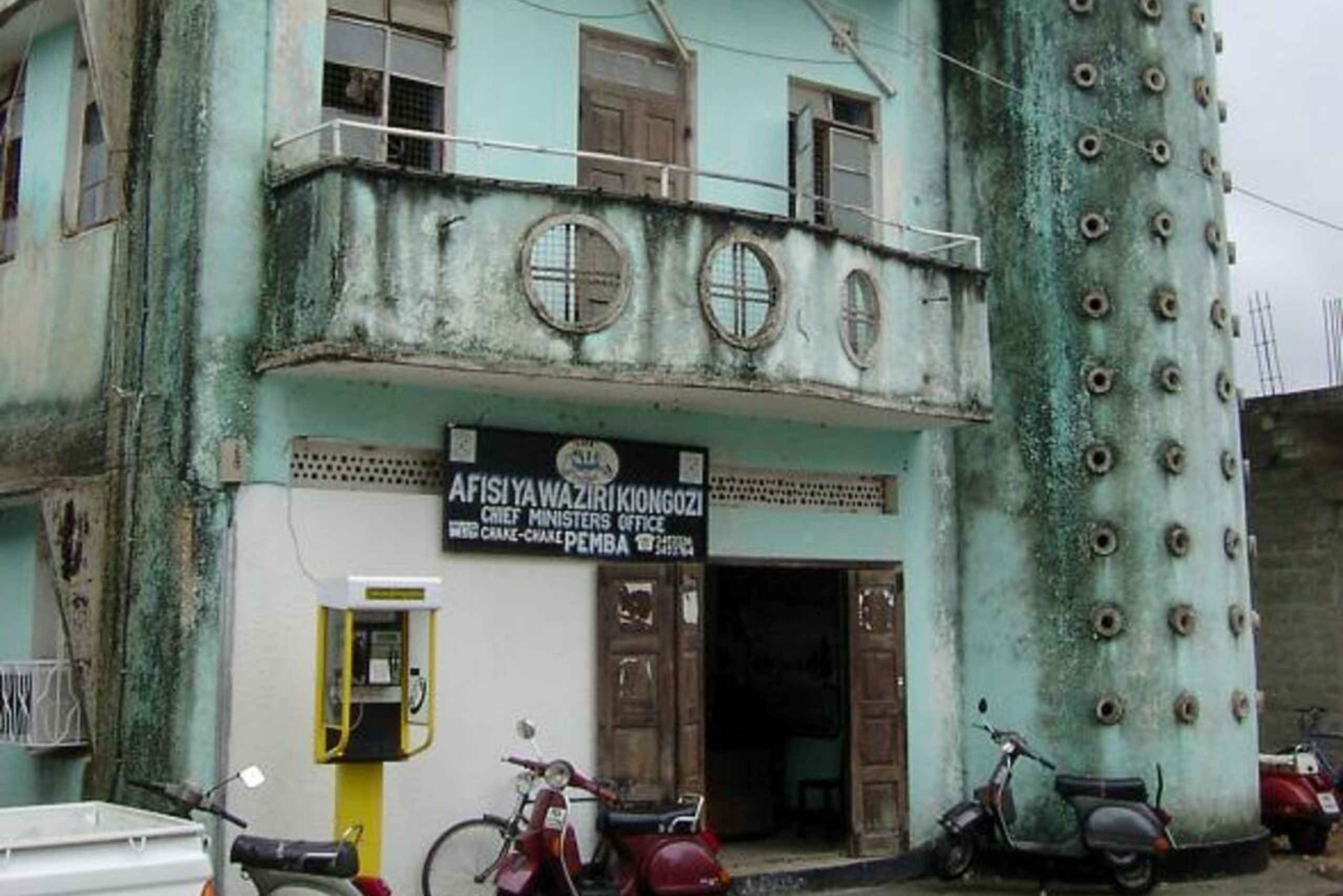 Pemba: Tumben kylä, mausteviljelmä ja Kojani-saaren kiertue