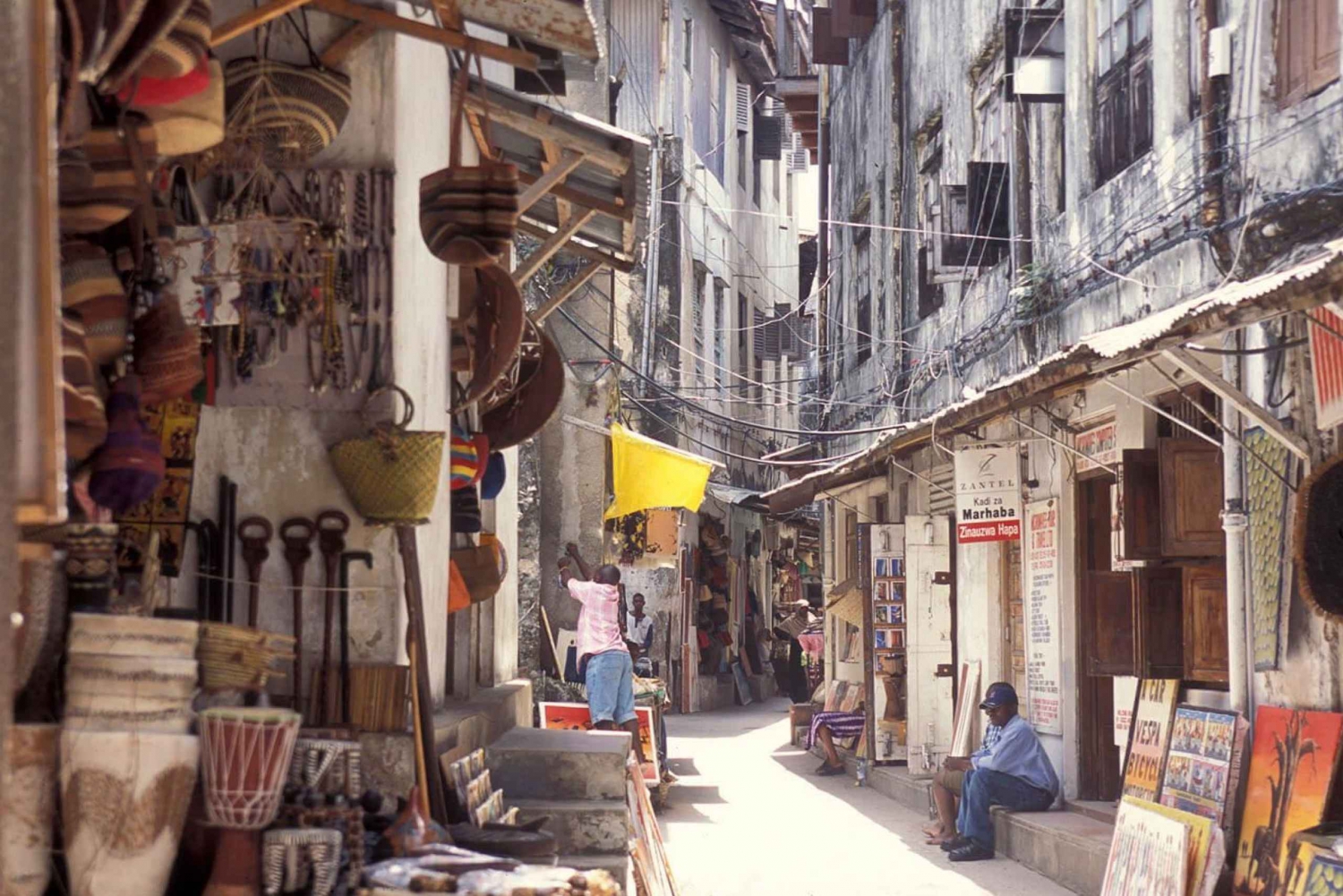 SPLASH PARADISE: IL MIGLIOR POSTO PER TUFFARSI A ZANZIBAR