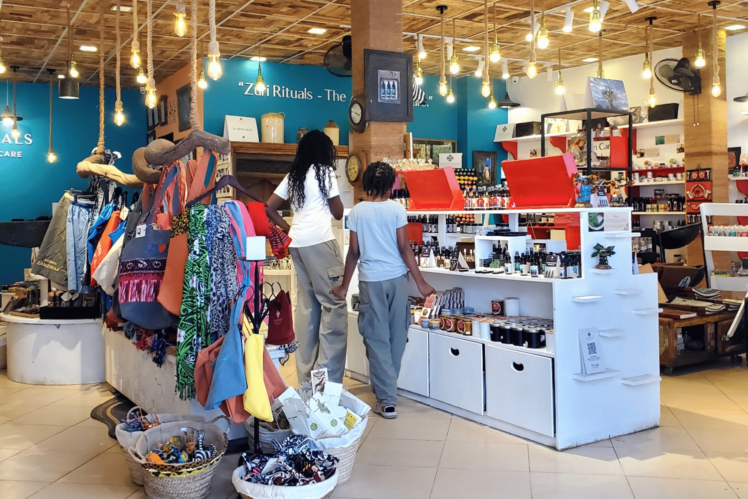 Zanzibar: Simma med havssköldpaddor i Lagoon Cave i Nungwi Village