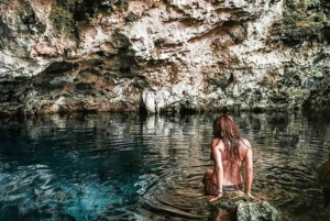 Nade com tartarugas na Salaam Cave, Kuza Cave e The Rock Restaurant