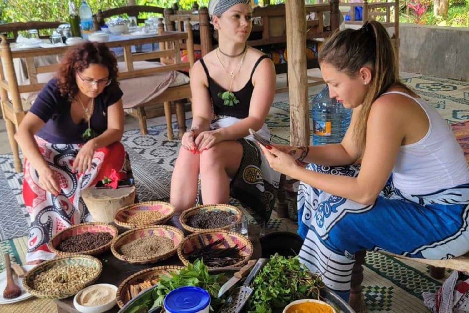 Zanzibar: ovien ja dhow-veneiden valmistus, kyläelämää ja swahililainen lounas