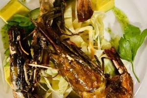 Zanzibar: Jozanin metsä, apinoita ja illallinen The Rockissa