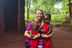 Zanzibar: Maasai Culture Village Tour och dhow-kryssning i solnedgången