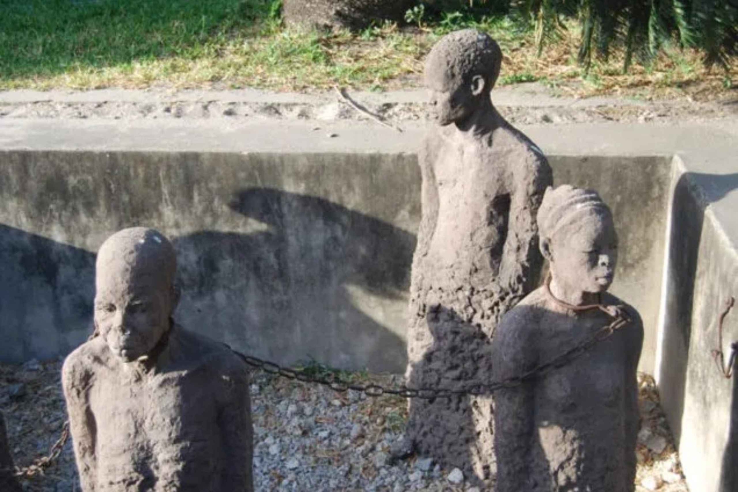 Sansibar: Mangapwani-Korallenhöhle & Sklavenkammer-Tour