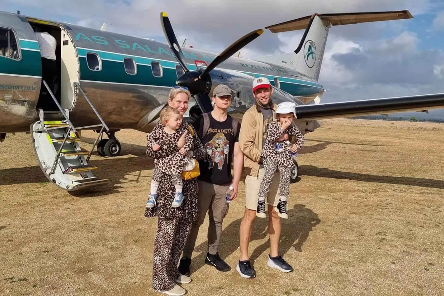 Zanzíbar: Safari de 2 días al Parque Nacional de Mikumi con vuelos