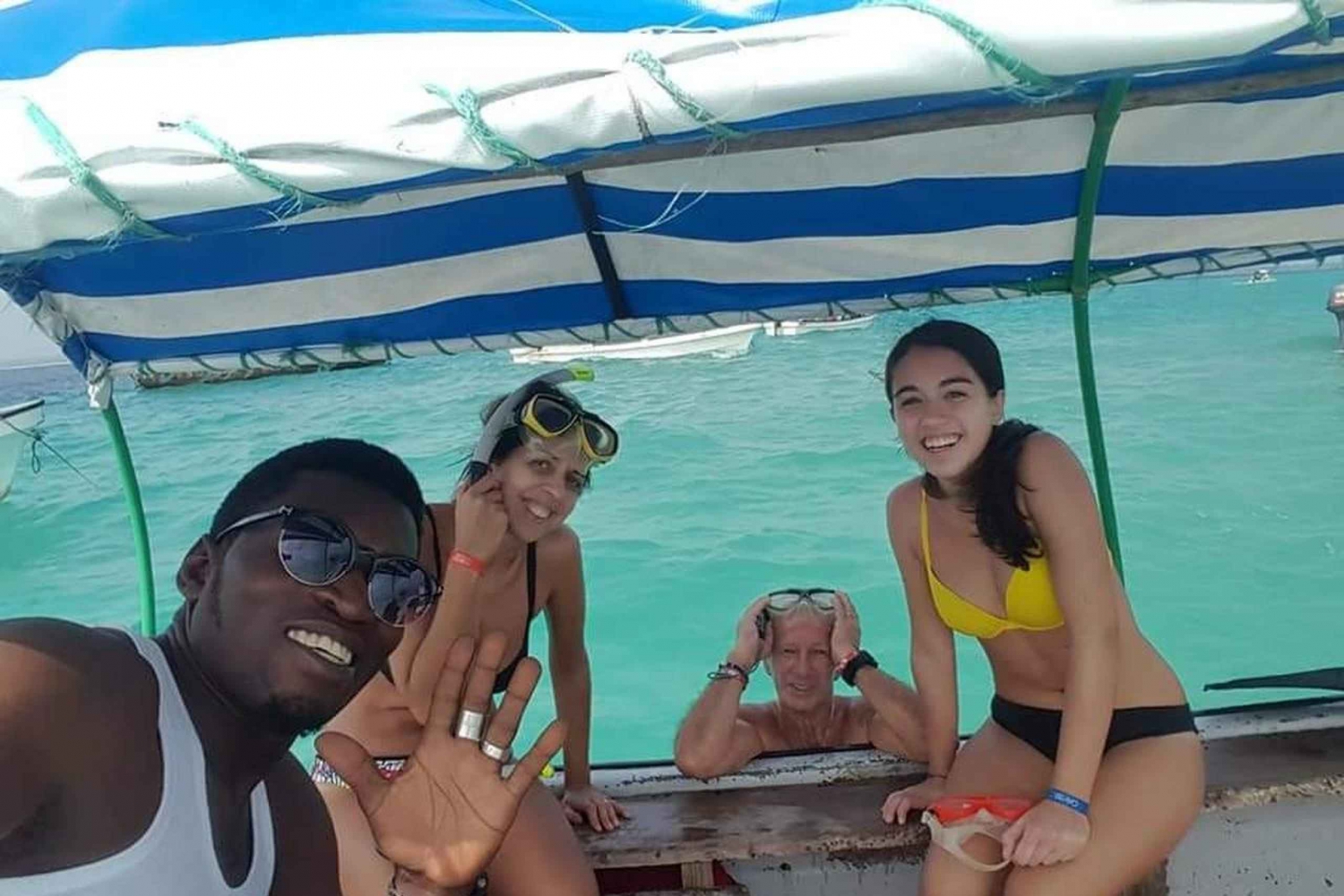 Dauphins et plongée avec tuba à Zanzibar : excursion sur l'île de Mnemba