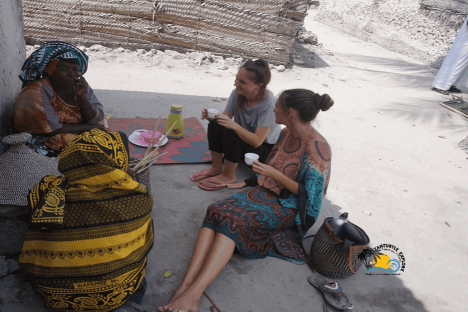 ザンジバル：地元の女性たちとヌングウィ文化体験