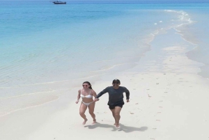 ザンジバル：ガイド付きニュンド砂州プライベートボートツアーをご案内いたします