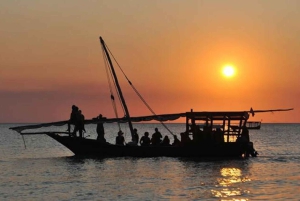 Zanzibar: Wyspa Więzienna, Kamienne Miasto i rejs dau o zachodzie słońca