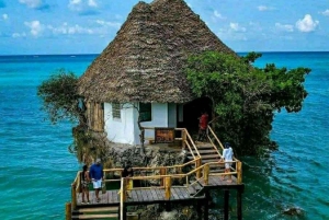 Zanzíbar: excursión a la cueva de Salaam, la cueva de Kuza y la laguna azul.