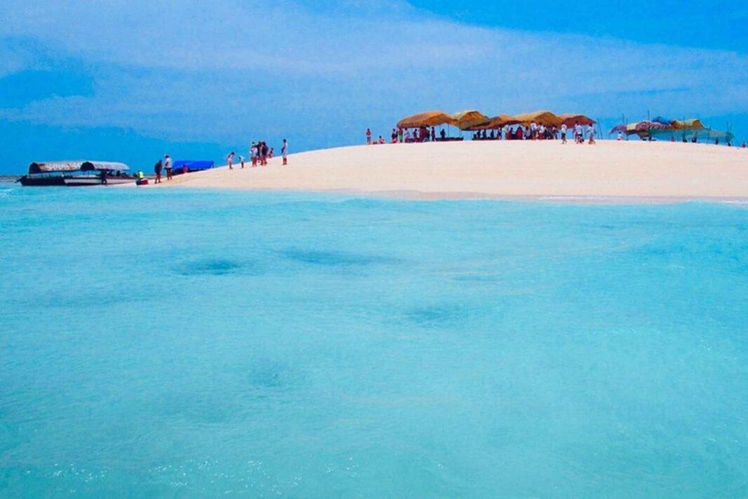 ザンジバル：ストーンタウンとナクペンダ砂州（昼食付き）