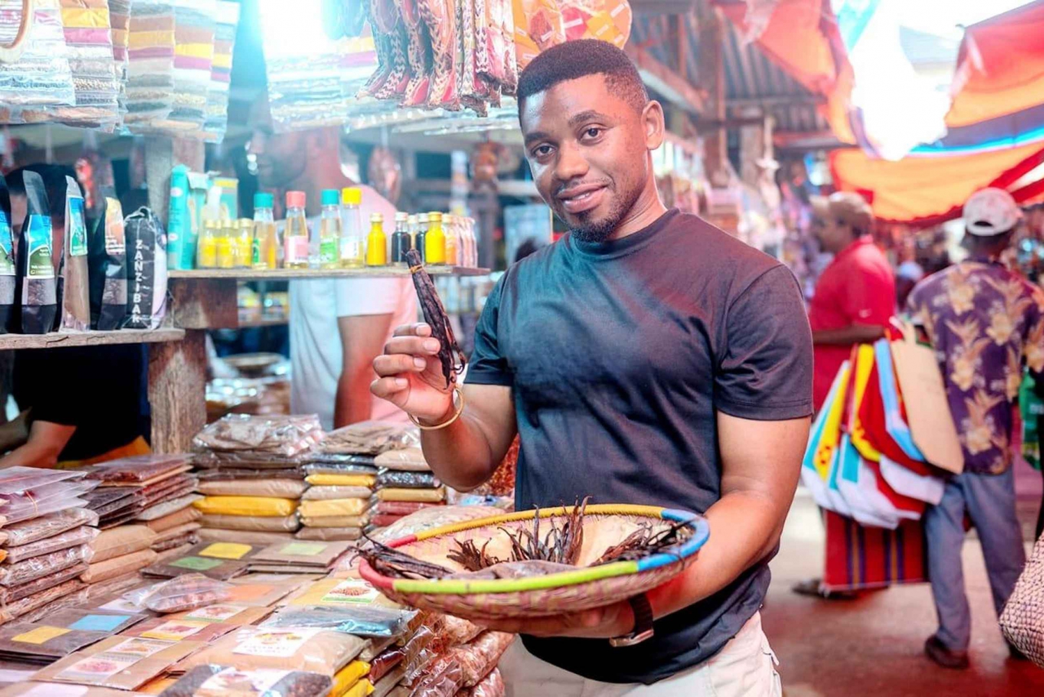 Занзибар: Каменный город, экскурсия по местам выращивания специй и остров Призон с обедом